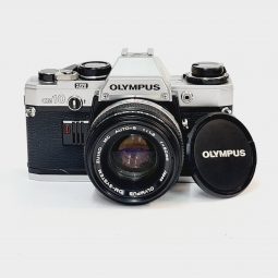Olympus OM-10 + Zuiko 50mm f/1.8